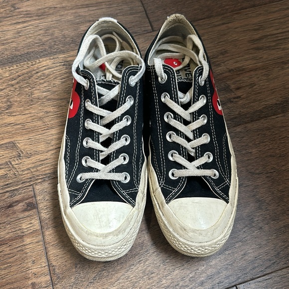 Converse - Picture 2 of 3